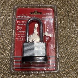 Mountain Security Steel Padlock with Keys new